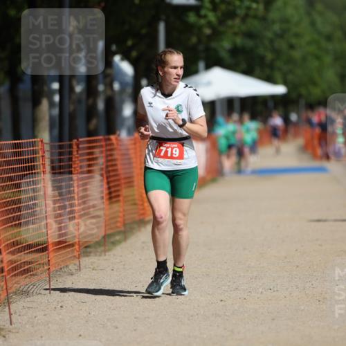07.09.2025 - 19. Norderstedt Triathlon Michael Strokosch http://msf.ph/oto/8764170 07.09.2025 12:11:38 Laufen 281, 719, 1219 meine-sportfotos.de