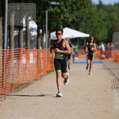 07.09.2025 - 19. Norderstedt Triathlon Michael Strokosch http://msf.ph/oto/8764208 07.09.2025 10:48:12 Laufen 123, 132, 1115 meine-sportfotos.de