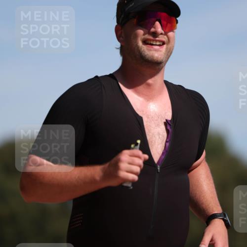 07.09.2025 - 19. Norderstedt Triathlon Michael Strokosch http://msf.ph/oto/8764221 07.09.2025 12:11:46 Laufen 281 meine-sportfotos.de