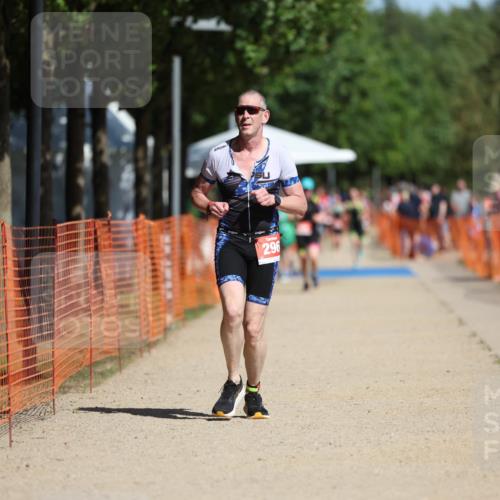 07.09.2025 - 19. Norderstedt Triathlon Michael Strokosch http://msf.ph/oto/8764239 07.09.2025 12:12:06 Laufen 296 meine-sportfotos.de