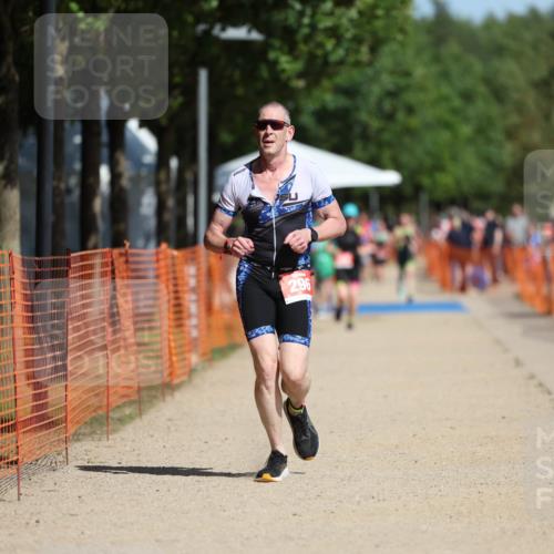 07.09.2025 - 19. Norderstedt Triathlon Michael Strokosch http://msf.ph/oto/8764242 07.09.2025 12:12:06 Laufen 296 meine-sportfotos.de