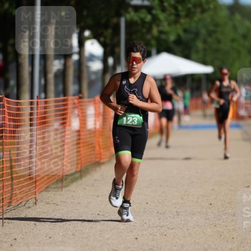 07.09.2025 - 19. Norderstedt Triathlon Michael Strokosch http://msf.ph/oto/8764260 07.09.2025 10:48:13 Laufen 91, 123, 132, 1115 meine-sportfotos.de