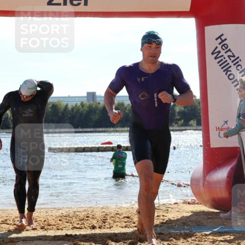 07.09.2025 - 19. Norderstedt Triathlon Luisa Fischer http://msf.ph/oto/8764266 07.09.2025 15:02:27 Schwimmen 401, 882, 1545 meine-sportfotos.de