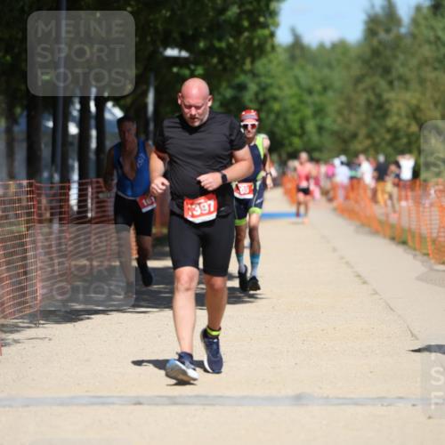 07.09.2025 - 19. Norderstedt Triathlon Michael Strokosch http://msf.ph/oto/8764274 07.09.2025 13:19:54 Laufen 161, 205, 357, 1321, 1397 meine-sportfotos.de