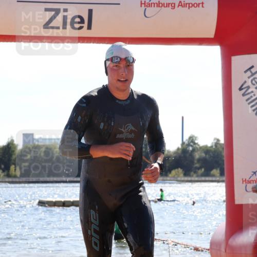 07.09.2025 - 19. Norderstedt Triathlon Luisa Fischer http://msf.ph/oto/8764286 07.09.2025 15:02:29 Schwimmen 401, 882, 1545 meine-sportfotos.de