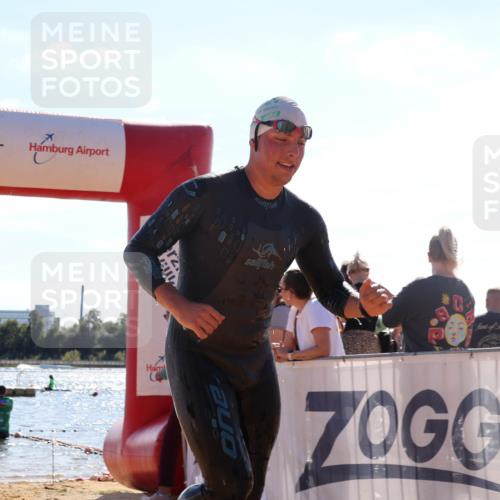 07.09.2025 - 19. Norderstedt Triathlon Luisa Fischer http://msf.ph/oto/8764299 07.09.2025 15:02:30 Schwimmen 401, 1545 meine-sportfotos.de
