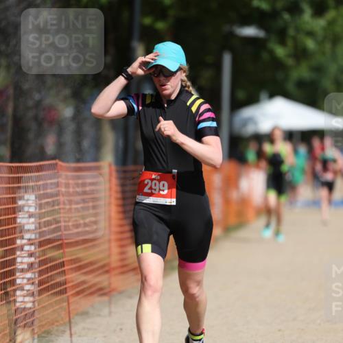 07.09.2025 - 19. Norderstedt Triathlon Michael Strokosch http://msf.ph/oto/8764340 07.09.2025 12:12:20 Laufen 299 meine-sportfotos.de
