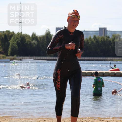 07.09.2025 - 19. Norderstedt Triathlon Luisa Fischer http://msf.ph/oto/8764396 07.09.2025 12:31:50 Schwimmen 346 meine-sportfotos.de