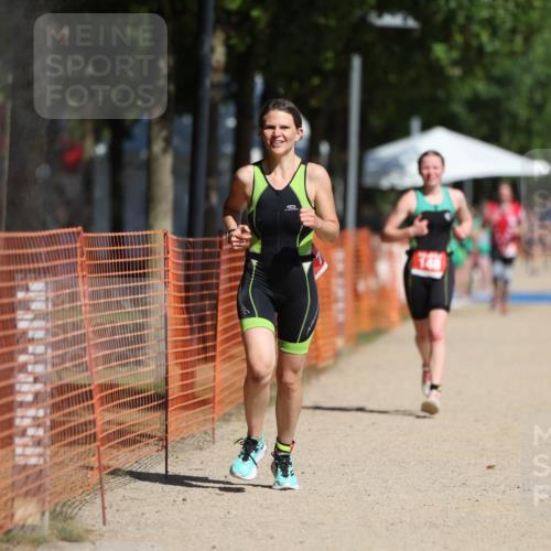 07.09.2025 - 19. Norderstedt Triathlon Michael Strokosch http://msf.ph/oto/8764407 07.09.2025 12:12:27 Laufen 148, 778 meine-sportfotos.de