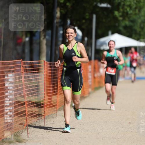 07.09.2025 - 19. Norderstedt Triathlon Michael Strokosch http://msf.ph/oto/8764413 07.09.2025 12:12:27 Laufen 148, 778 meine-sportfotos.de