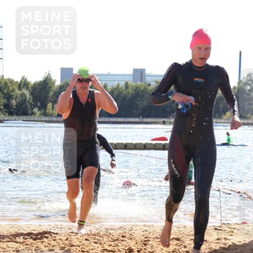 07.09.2025 - 19. Norderstedt Triathlon Luisa Fischer http://msf.ph/oto/8764462 07.09.2025 15:03:42 Schwimmen 1435, 1533, 1534 meine-sportfotos.de