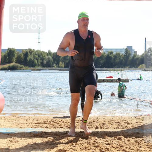 07.09.2025 - 19. Norderstedt Triathlon Luisa Fischer http://msf.ph/oto/8764487 07.09.2025 15:03:44 Schwimmen 1435, 1533, 1534 meine-sportfotos.de