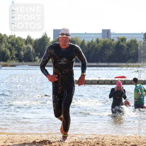 07.09.2025 - 19. Norderstedt Triathlon Luisa Fischer http://msf.ph/oto/8764504 07.09.2025 15:03:45 Schwimmen 914, 1435, 1533, 1534 meine-sportfotos.de