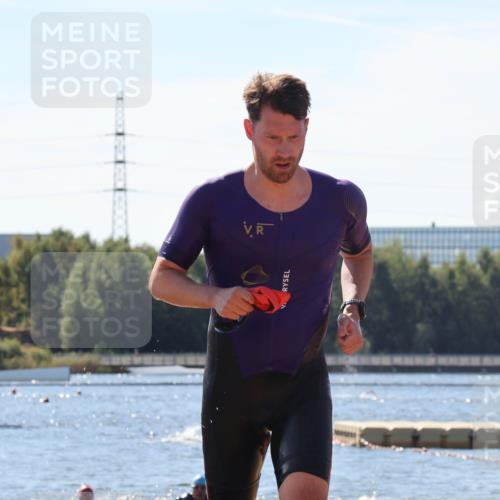 07.09.2025 - 19. Norderstedt Triathlon Luisa Fischer http://msf.ph/oto/8764505 07.09.2025 12:32:14 Schwimmen 179, 1388 meine-sportfotos.de