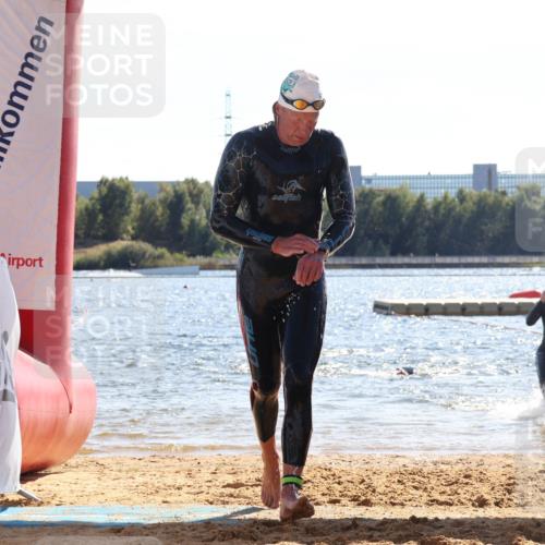07.09.2025 - 19. Norderstedt Triathlon Luisa Fischer http://msf.ph/oto/8764521 07.09.2025 15:03:47 Schwimmen 914, 1435, 1533, 1534 meine-sportfotos.de