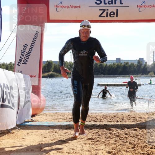 07.09.2025 - 19. Norderstedt Triathlon Luisa Fischer http://msf.ph/oto/8764534 07.09.2025 15:03:48 Schwimmen 914, 1435, 1533, 1534 meine-sportfotos.de