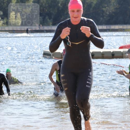 07.09.2025 - 19. Norderstedt Triathlon Luisa Fischer http://msf.ph/oto/8764549 07.09.2025 15:03:50 Schwimmen 913, 914, 1435, 1533, 1534 meine-sportfotos.de