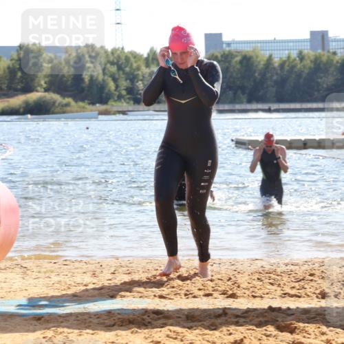 07.09.2025 - 19. Norderstedt Triathlon Luisa Fischer http://msf.ph/oto/8764559 07.09.2025 15:03:51 Schwimmen 913, 914, 1435, 1533, 1534 meine-sportfotos.de