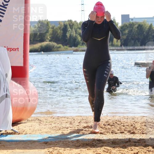 07.09.2025 - 19. Norderstedt Triathlon Luisa Fischer http://msf.ph/oto/8764564 07.09.2025 15:03:51 Schwimmen 913, 914, 1435, 1533, 1534 meine-sportfotos.de