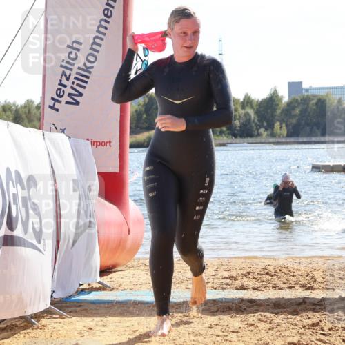 07.09.2025 - 19. Norderstedt Triathlon Luisa Fischer http://msf.ph/oto/8764579 07.09.2025 15:03:52 Schwimmen 913, 914, 1435, 1533, 1534 meine-sportfotos.de