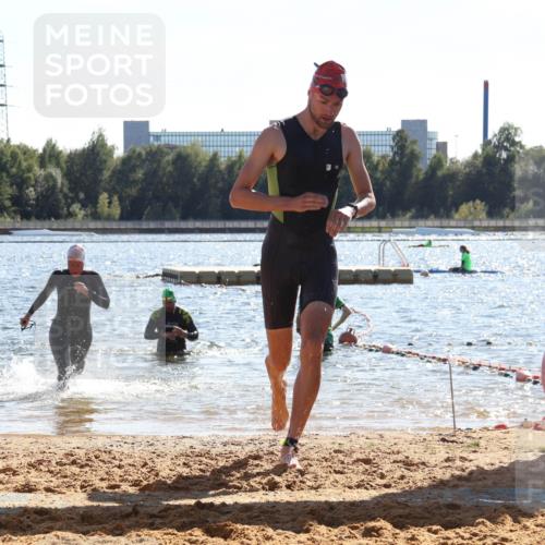 07.09.2025 - 19. Norderstedt Triathlon Luisa Fischer http://msf.ph/oto/8764614 07.09.2025 15:03:55 Schwimmen 913, 914, 1435, 1528, 1534 meine-sportfotos.de