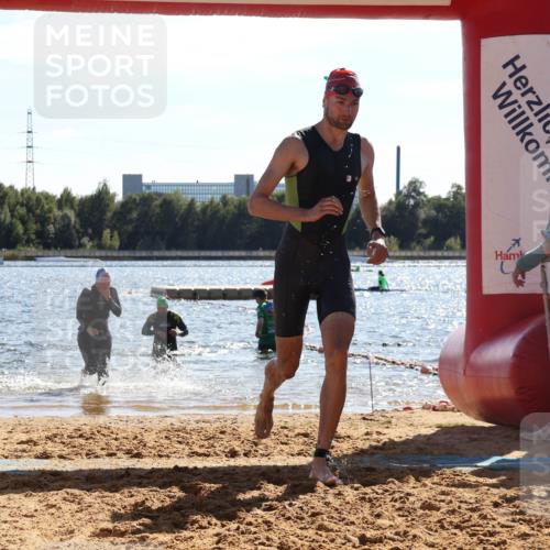 07.09.2025 - 19. Norderstedt Triathlon Luisa Fischer http://msf.ph/oto/8764625 07.09.2025 15:03:56 Schwimmen 913, 914, 1435, 1528 meine-sportfotos.de