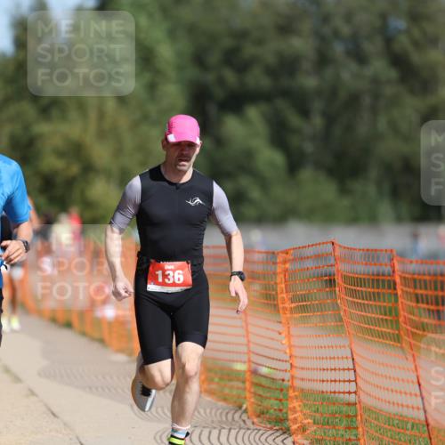 07.09.2025 - 19. Norderstedt Triathlon Michael Strokosch http://msf.ph/oto/8764633 07.09.2025 12:12:47 Laufen 136, 800, 846 meine-sportfotos.de