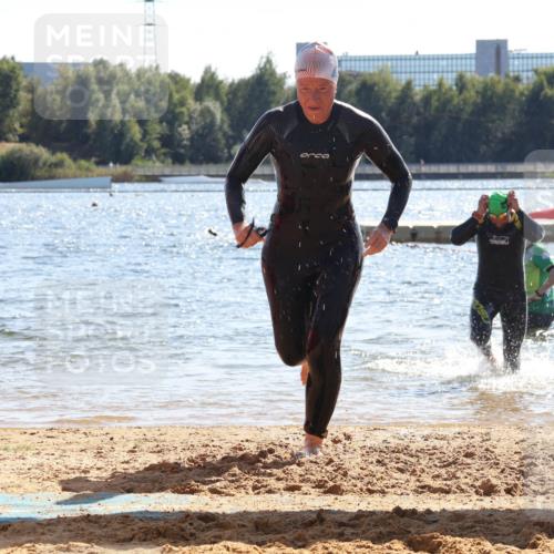 07.09.2025 - 19. Norderstedt Triathlon Luisa Fischer http://msf.ph/oto/8764637 07.09.2025 15:04:00 Schwimmen 870, 913, 914, 1528 meine-sportfotos.de