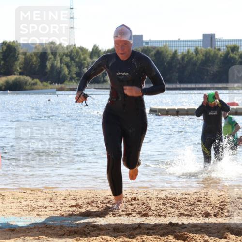 07.09.2025 - 19. Norderstedt Triathlon Luisa Fischer http://msf.ph/oto/8764641 07.09.2025 15:04:01 Schwimmen 870, 913, 914, 1528 meine-sportfotos.de