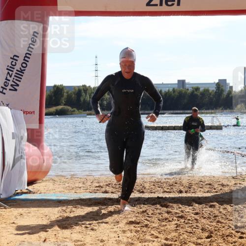 07.09.2025 - 19. Norderstedt Triathlon Luisa Fischer http://msf.ph/oto/8764652 07.09.2025 15:04:02 Schwimmen 870, 913, 914, 1528 meine-sportfotos.de