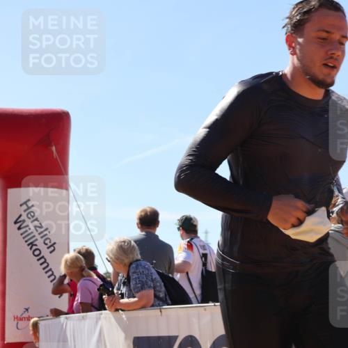07.09.2025 - 19. Norderstedt Triathlon Luisa Fischer http://msf.ph/oto/8764694 07.09.2025 12:33:53 Schwimmen 232, 331, 799, 1299, 1354, 1389 meine-sportfotos.de