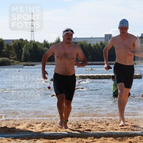 07.09.2025 - 19. Norderstedt Triathlon Luisa Fischer http://msf.ph/oto/8764701 07.09.2025 12:33:56 Schwimmen 232, 331, 799, 1299, 1354, 1389 meine-sportfotos.de