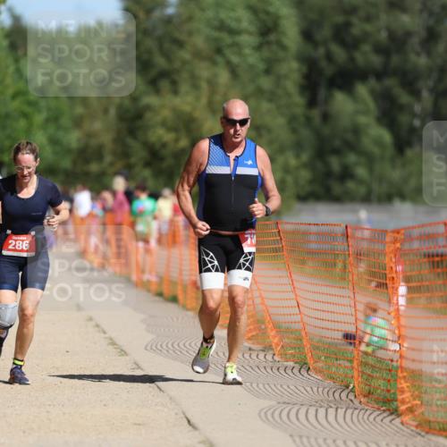 07.09.2025 - 19. Norderstedt Triathlon Michael Strokosch http://msf.ph/oto/8764704 07.09.2025 12:12:55 Laufen 286, 710, 861 meine-sportfotos.de