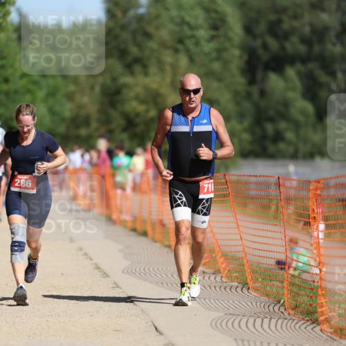 07.09.2025 - 19. Norderstedt Triathlon Michael Strokosch http://msf.ph/oto/8764712 07.09.2025 12:12:55 Laufen 286, 710, 861 meine-sportfotos.de