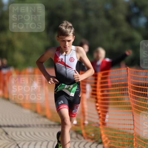 07.09.2025 - 19. Norderstedt Triathlon Michael Strokosch http://msf.ph/oto/8764731 07.09.2025 10:48:36 Laufen 61 meine-sportfotos.de