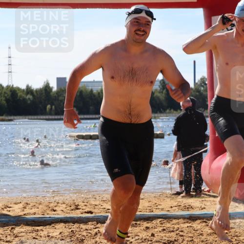 07.09.2025 - 19. Norderstedt Triathlon Luisa Fischer http://msf.ph/oto/8764732 07.09.2025 12:33:57 Schwimmen 232, 331, 799, 1299, 1354, 1389 meine-sportfotos.de