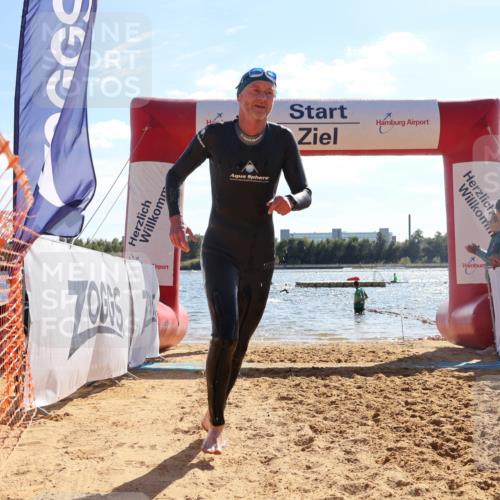 07.09.2025 - 19. Norderstedt Triathlon Luisa Fischer http://msf.ph/oto/8764806 07.09.2025 15:05:02 Schwimmen 868, 883, 938, 1523 meine-sportfotos.de