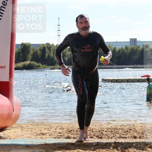 07.09.2025 - 19. Norderstedt Triathlon Luisa Fischer http://msf.ph/oto/8764811 07.09.2025 15:05:03 Schwimmen 868, 883, 938, 1523 meine-sportfotos.de