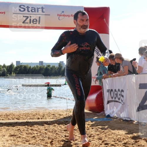 07.09.2025 - 19. Norderstedt Triathlon Luisa Fischer http://msf.ph/oto/8764824 07.09.2025 15:05:04 Schwimmen 868, 883, 938, 1523 meine-sportfotos.de