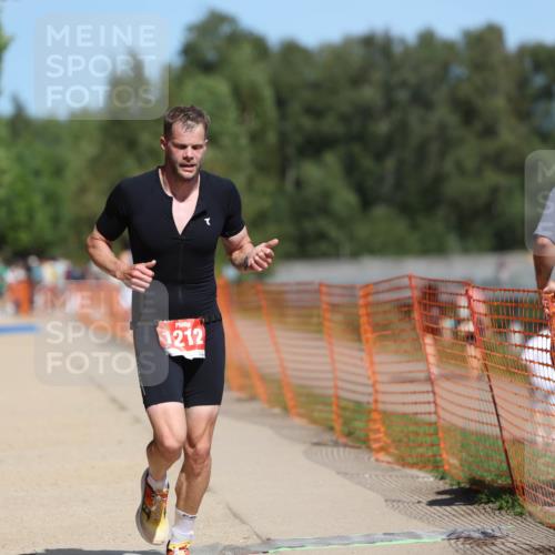 07.09.2025 - 19. Norderstedt Triathlon Michael Strokosch http://msf.ph/oto/8764833 07.09.2025 12:58:38 Laufen 1212, 1290, 1329 meine-sportfotos.de