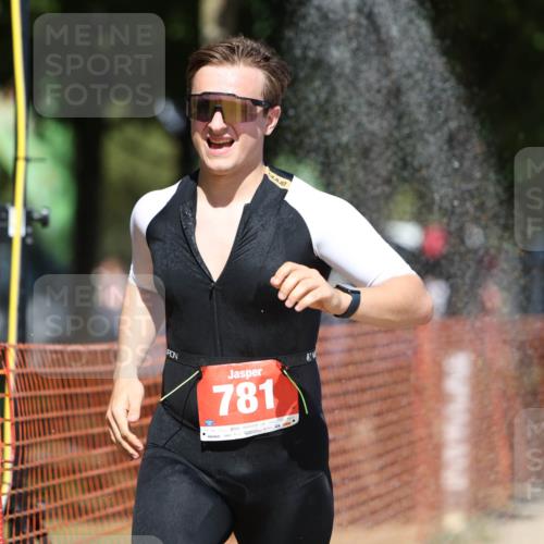 07.09.2025 - 19. Norderstedt Triathlon Michael Strokosch http://msf.ph/oto/8764879 07.09.2025 13:20:17 Laufen 142, 781 meine-sportfotos.de