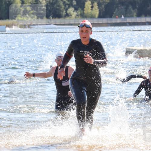 07.09.2025 - 19. Norderstedt Triathlon Luisa Fischer http://msf.ph/oto/8764898 07.09.2025 15:05:41 Schwimmen 937, 1413, 1475, 1546 meine-sportfotos.de