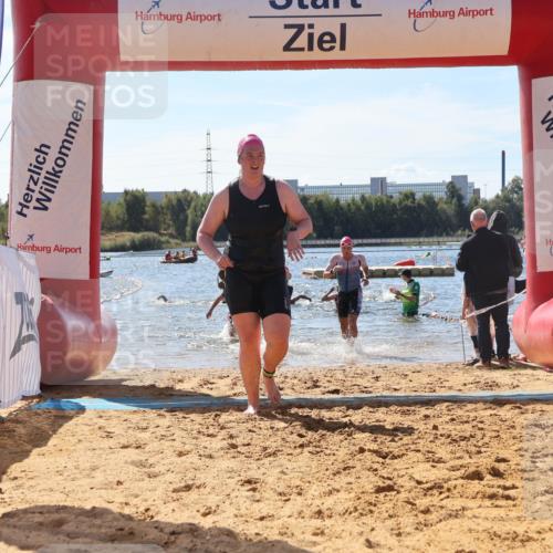 07.09.2025 - 19. Norderstedt Triathlon Luisa Fischer http://msf.ph/oto/8764903 07.09.2025 12:34:34 Schwimmen 211, 230, 241, 841, 855, 1215 meine-sportfotos.de