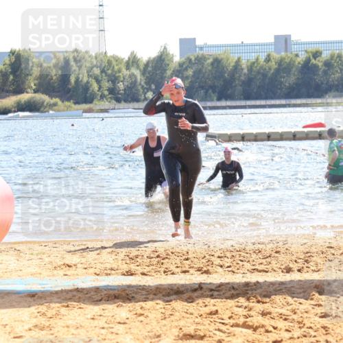 07.09.2025 - 19. Norderstedt Triathlon Luisa Fischer http://msf.ph/oto/8764917 07.09.2025 15:05:42 Schwimmen 937, 1411, 1413, 1475, 1546 meine-sportfotos.de