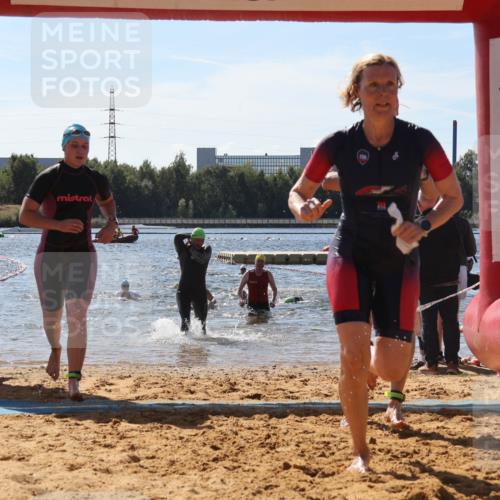 07.09.2025 - 19. Norderstedt Triathlon Luisa Fischer http://msf.ph/oto/8764922 07.09.2025 12:34:40 Schwimmen 211, 241, 310, 841, 855, 1215 meine-sportfotos.de