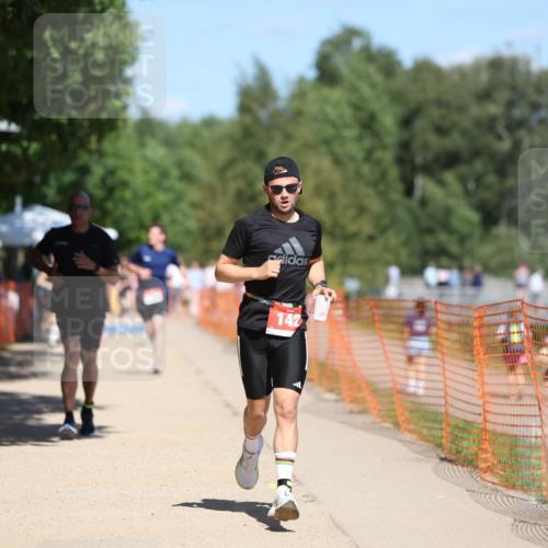 07.09.2025 - 19. Norderstedt Triathlon Michael Strokosch http://msf.ph/oto/8764928 07.09.2025 13:20:21 Laufen 141, 142, 1299 meine-sportfotos.de