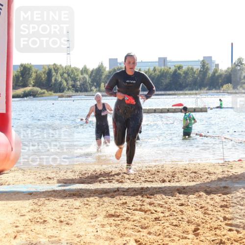 07.09.2025 - 19. Norderstedt Triathlon Luisa Fischer http://msf.ph/oto/8764941 07.09.2025 15:05:44 Schwimmen 937, 1411, 1413, 1475, 1546 meine-sportfotos.de