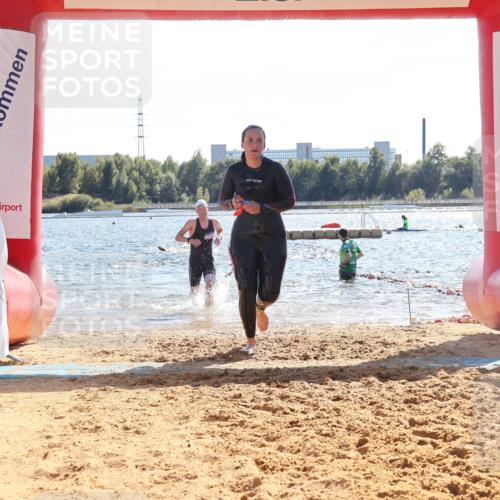 07.09.2025 - 19. Norderstedt Triathlon Luisa Fischer http://msf.ph/oto/8764945 07.09.2025 15:05:44 Schwimmen 937, 1411, 1413, 1475, 1546 meine-sportfotos.de
