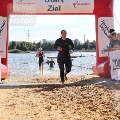 07.09.2025 - 19. Norderstedt Triathlon Luisa Fischer http://msf.ph/oto/8764951 07.09.2025 15:05:45 Schwimmen 937, 1411, 1413, 1475, 1546 meine-sportfotos.de
