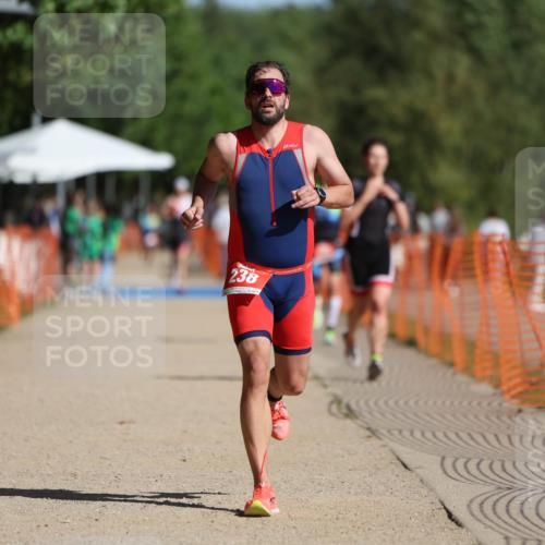 07.09.2025 - 19. Norderstedt Triathlon Michael Strokosch http://msf.ph/oto/8765018 07.09.2025 11:31:38 Laufen 238, 1390 meine-sportfotos.de